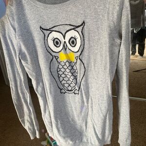 Old Navy Gray Long Sleeve Shirt with Owl Design